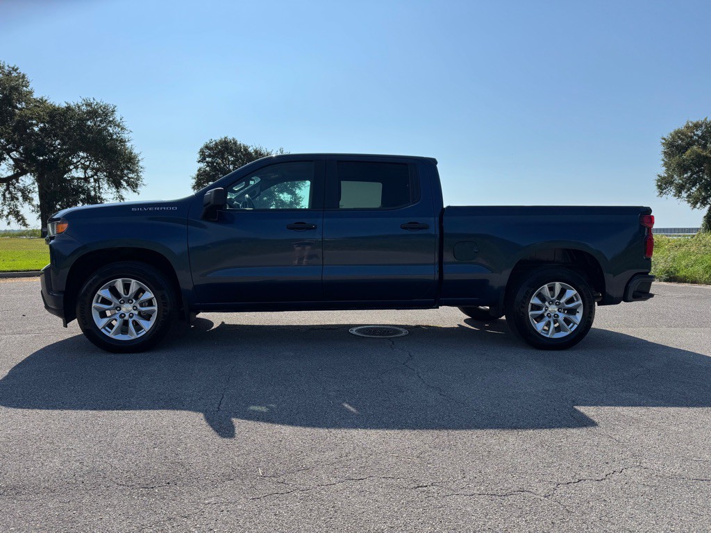 2019 Chevrolet Silverado 1500 Image 2