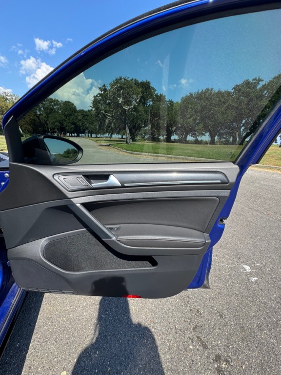 2019 Volkswagen Golf Image 15