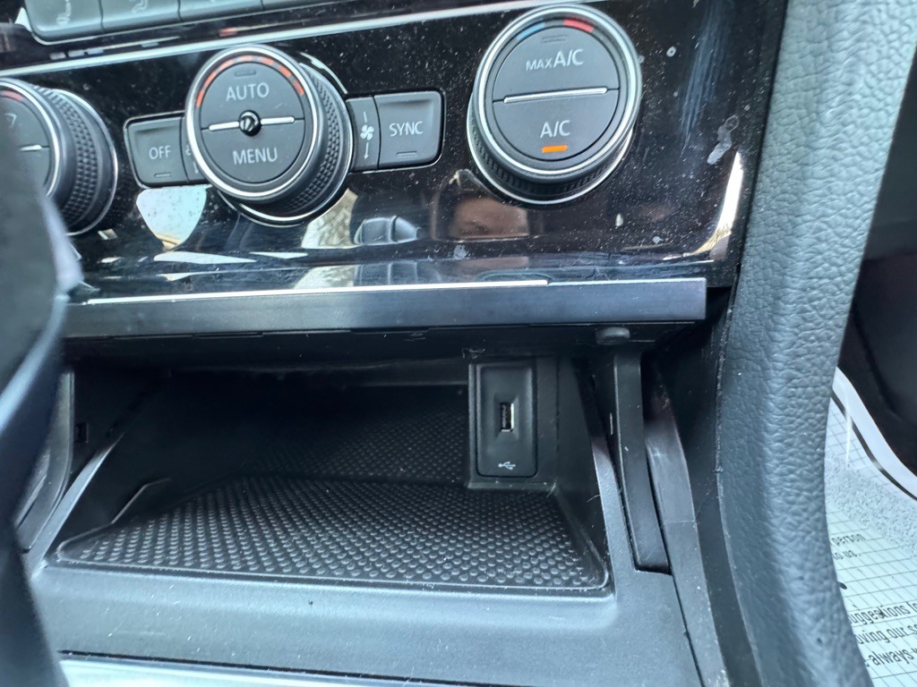 2019 Volkswagen Golf Image 23