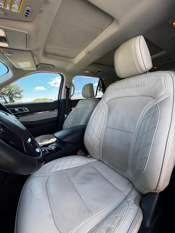 2018 Ford Explorer Image 10
