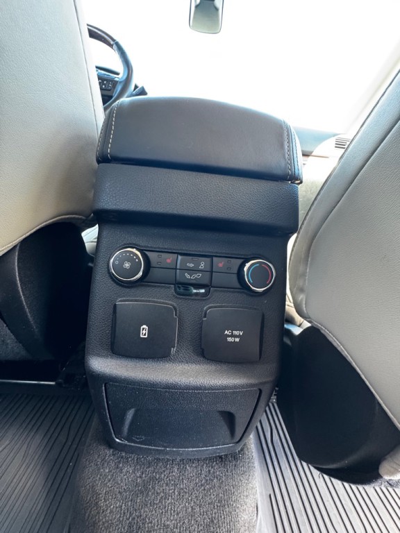 2018 Ford Explorer Image 17