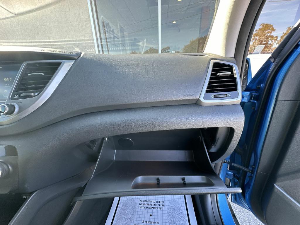2016 Hyundai Tucson Image 32