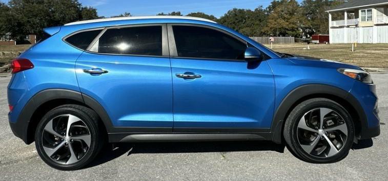 2016 Hyundai Tucson Image 8