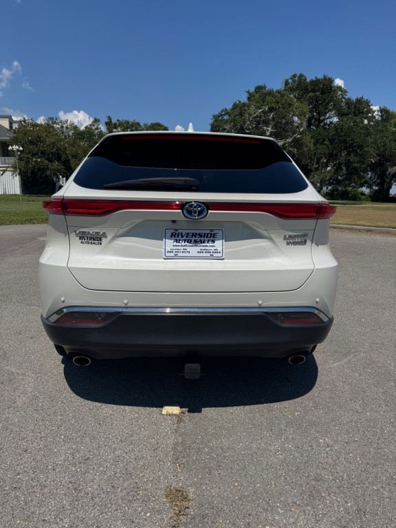 2021 Toyota Venza Image 4