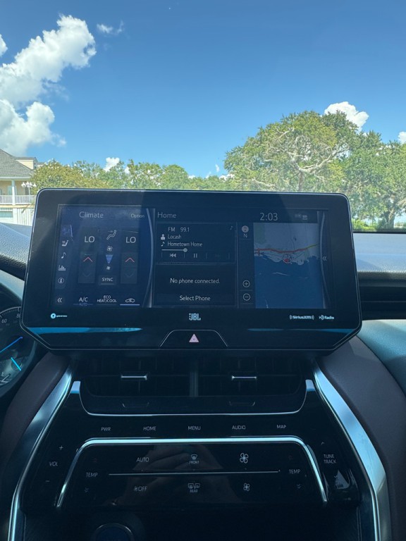 2021 Toyota Venza Image 24