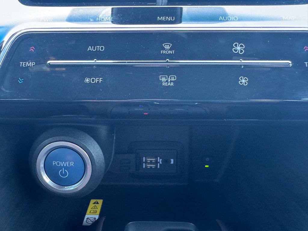 2021 Toyota Venza Image 25