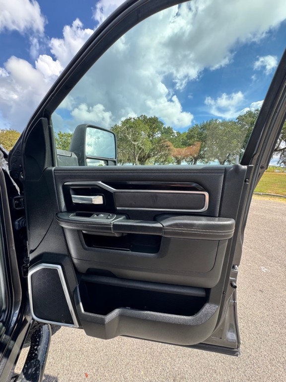 2023 RAM 2500 Image 14