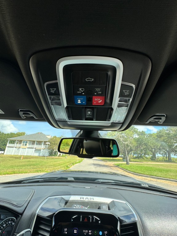 2023 RAM 2500 Image 29