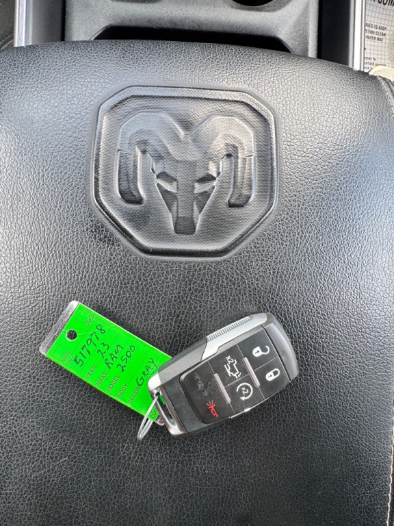 2023 RAM 2500 Image 32