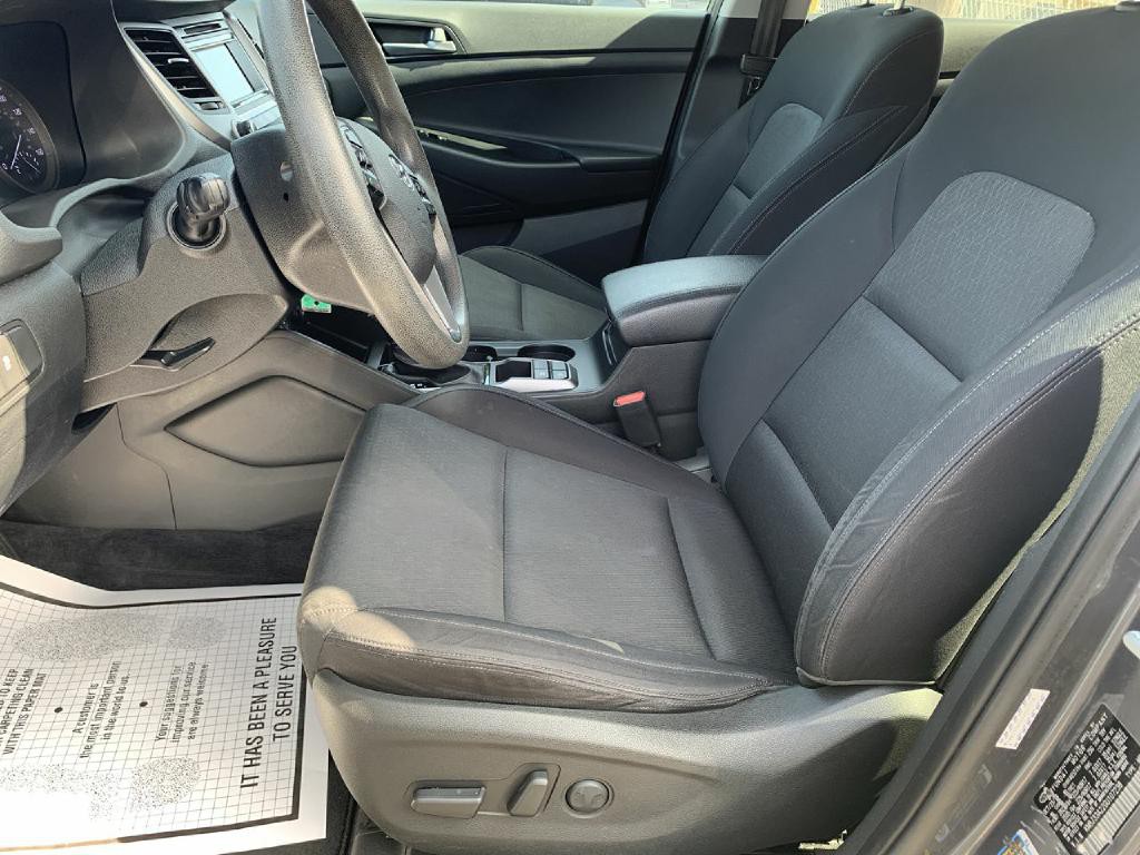 2016 Hyundai Tucson Image 11