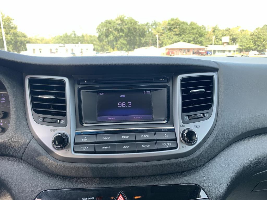 2016 Hyundai Tucson Image 25