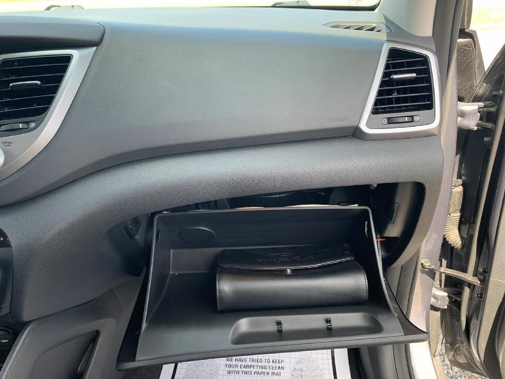 2016 Hyundai Tucson Image 32
