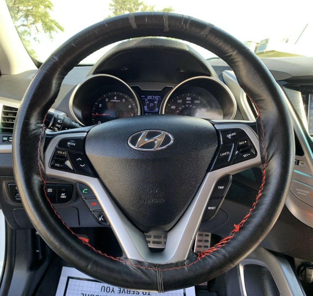 2014 Hyundai Veloster Image 15
