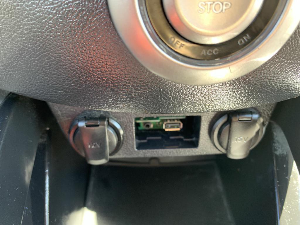 2014 Hyundai Veloster Image 26