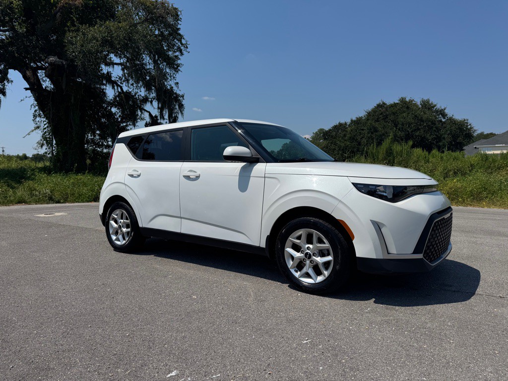 2023 Kia Soul Image 7