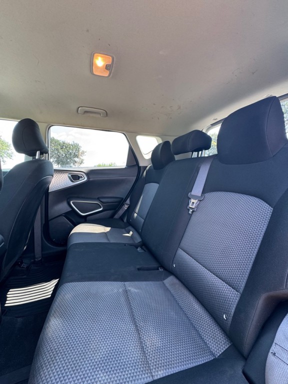 2023 Kia Soul Image 12