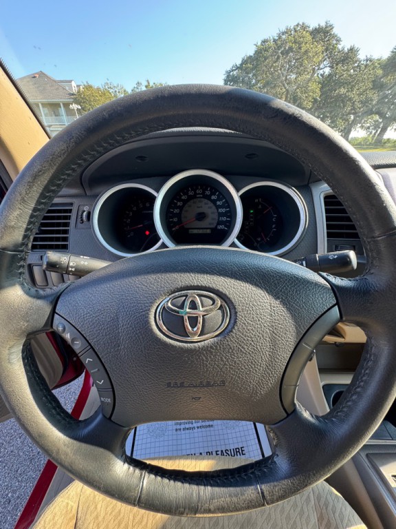 2010 Toyota Tacoma Image 17