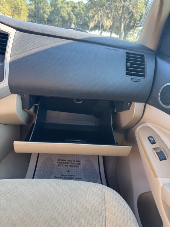 2010 Toyota Tacoma Image 25