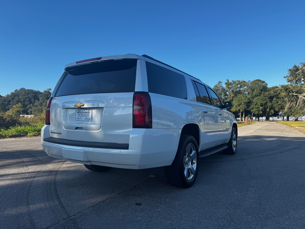 2018 Chevrolet Suburban Image 5