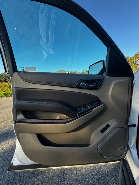 2018 Chevrolet Suburban Image 9