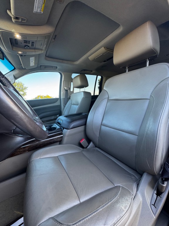 2018 Chevrolet Suburban Image 10
