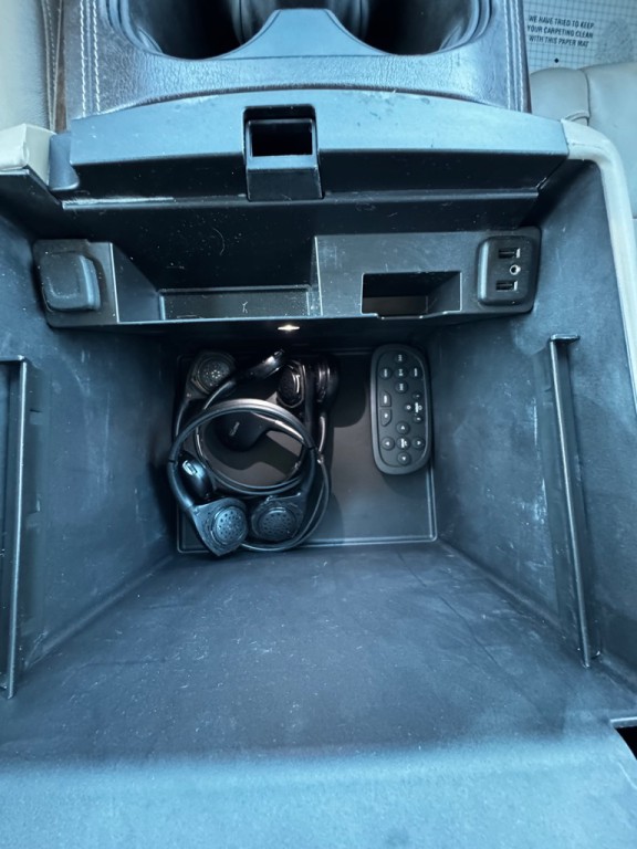 2018 Chevrolet Suburban Image 29