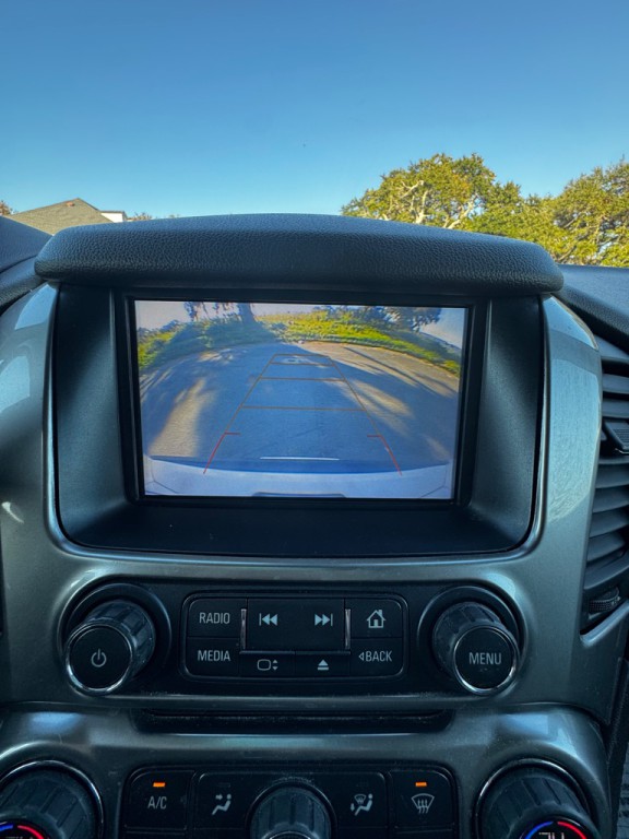 2018 Chevrolet Suburban Image 31