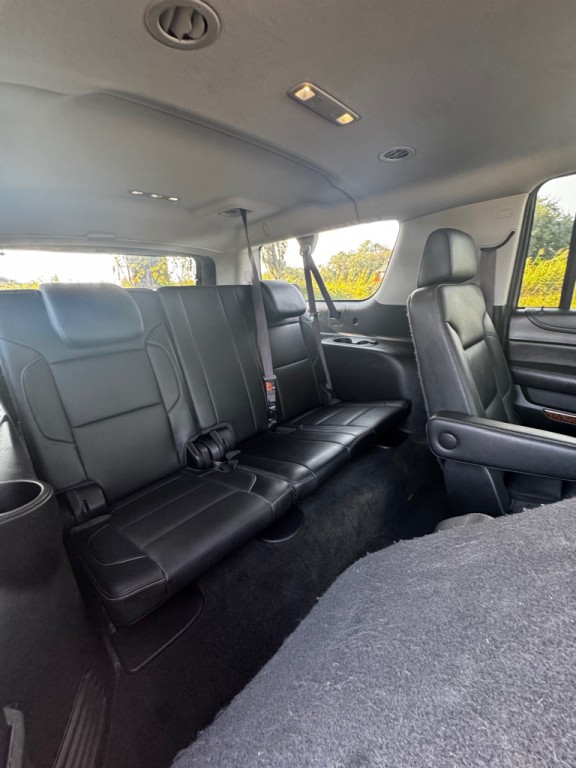 2017 Chevrolet Suburban Image 18