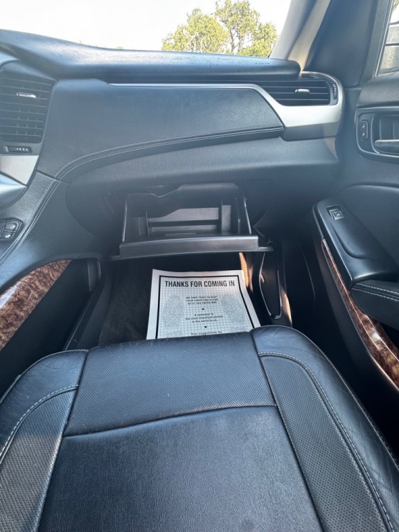 2017 Chevrolet Suburban Image 26