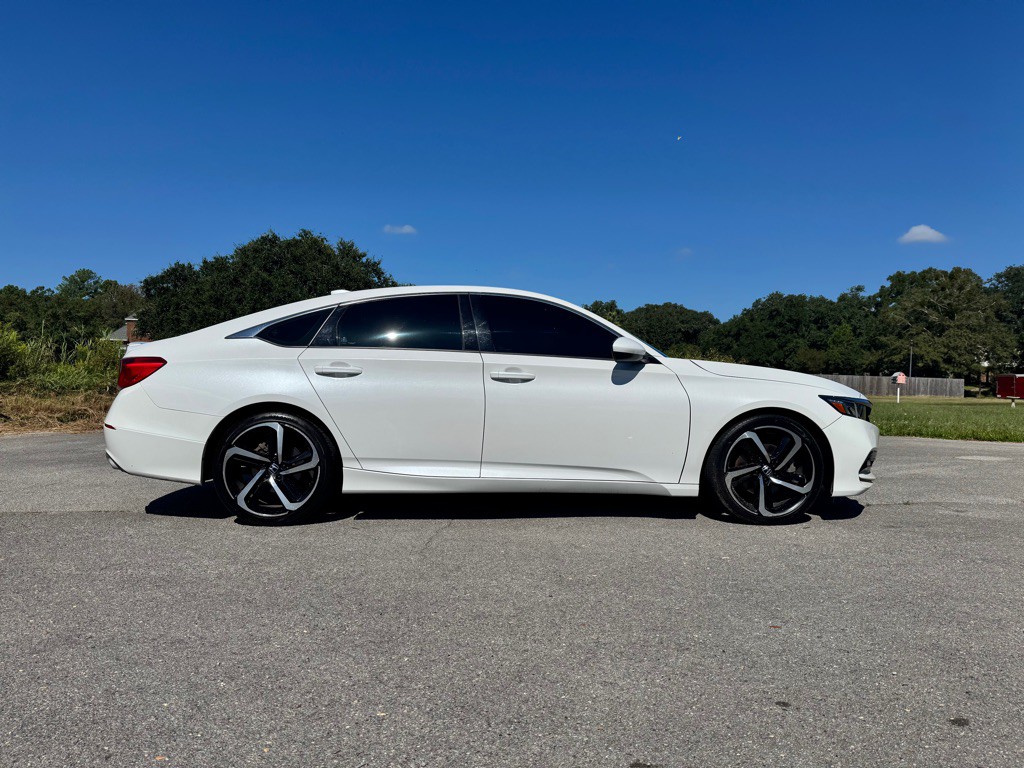 2019 Honda Accord Image 6