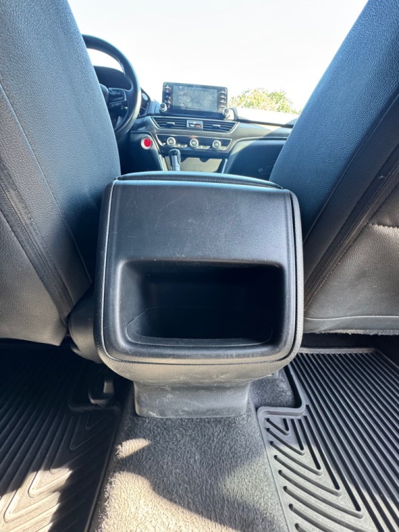 2019 Honda Accord Image 17