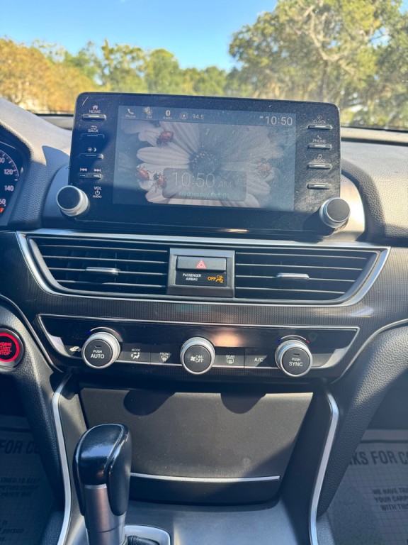 2019 Honda Accord Image 20