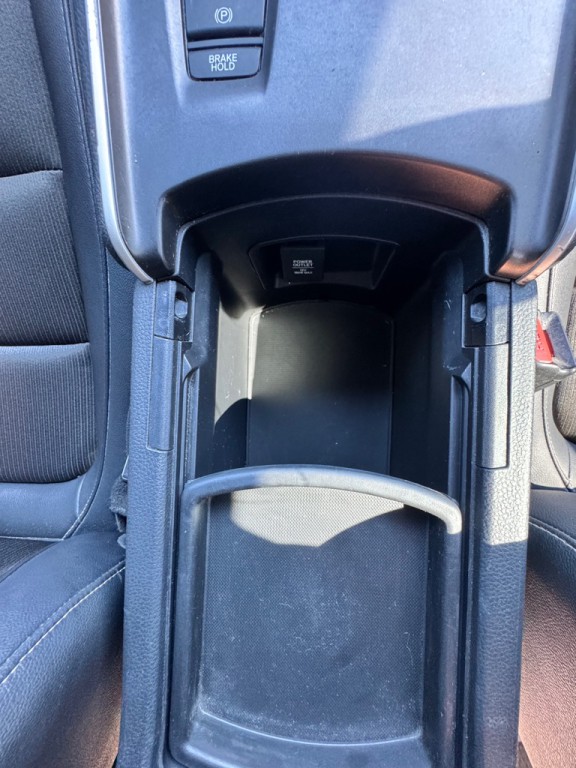 2019 Honda Accord Image 23