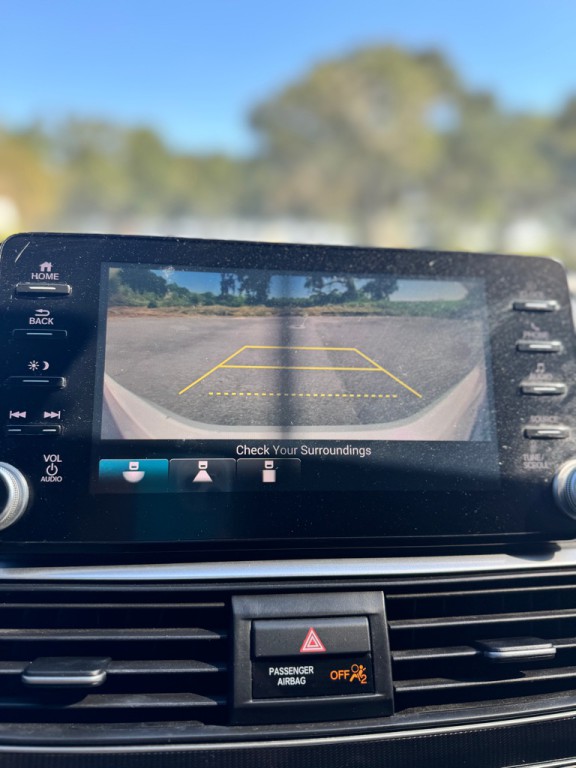 2019 Honda Accord Image 27