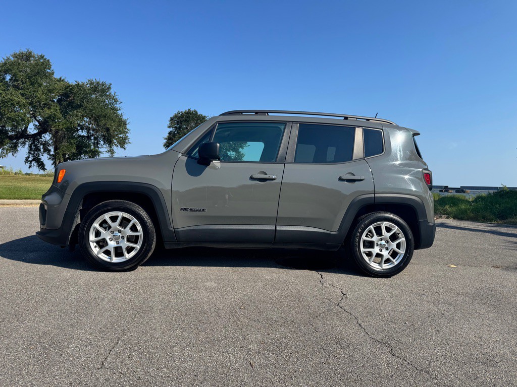 2020 Jeep Renegade Image 2
