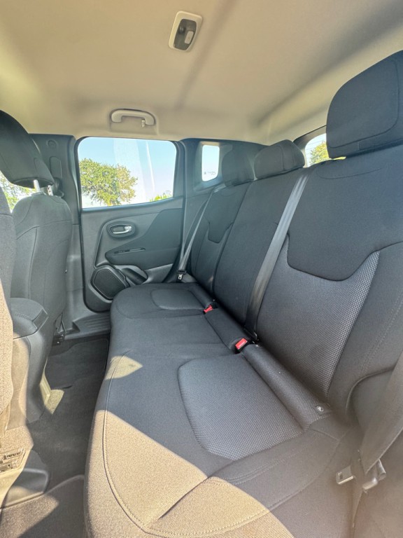 2020 Jeep Renegade Image 12
