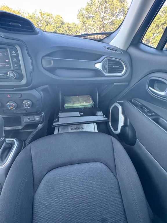 2020 Jeep Renegade Image 24