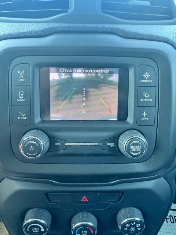 2020 Jeep Renegade Image 25