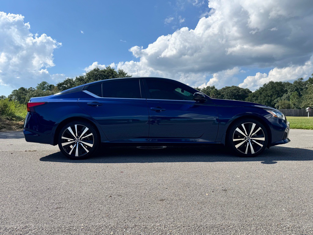 2021 Nissan Altima Image 6