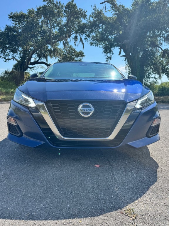 2021 Nissan Altima Image 8