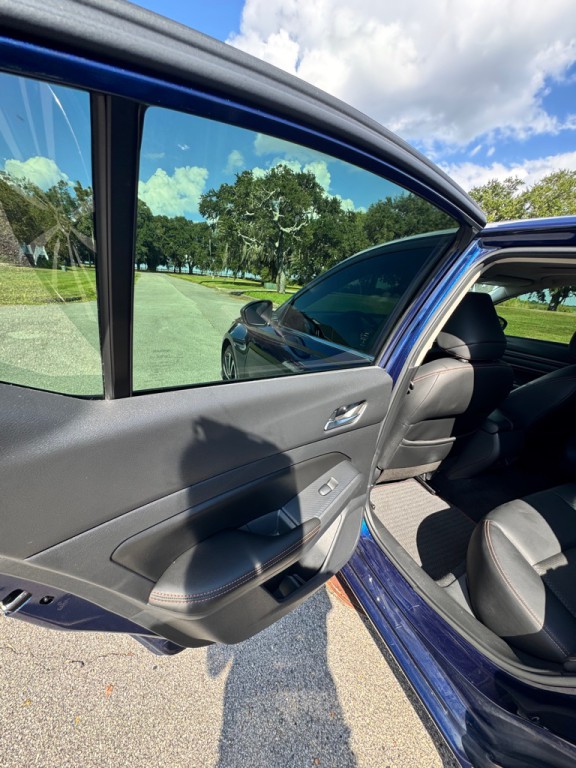 2021 Nissan Altima Image 11