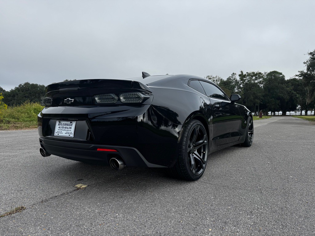 2017 Chevrolet Camaro Image 5