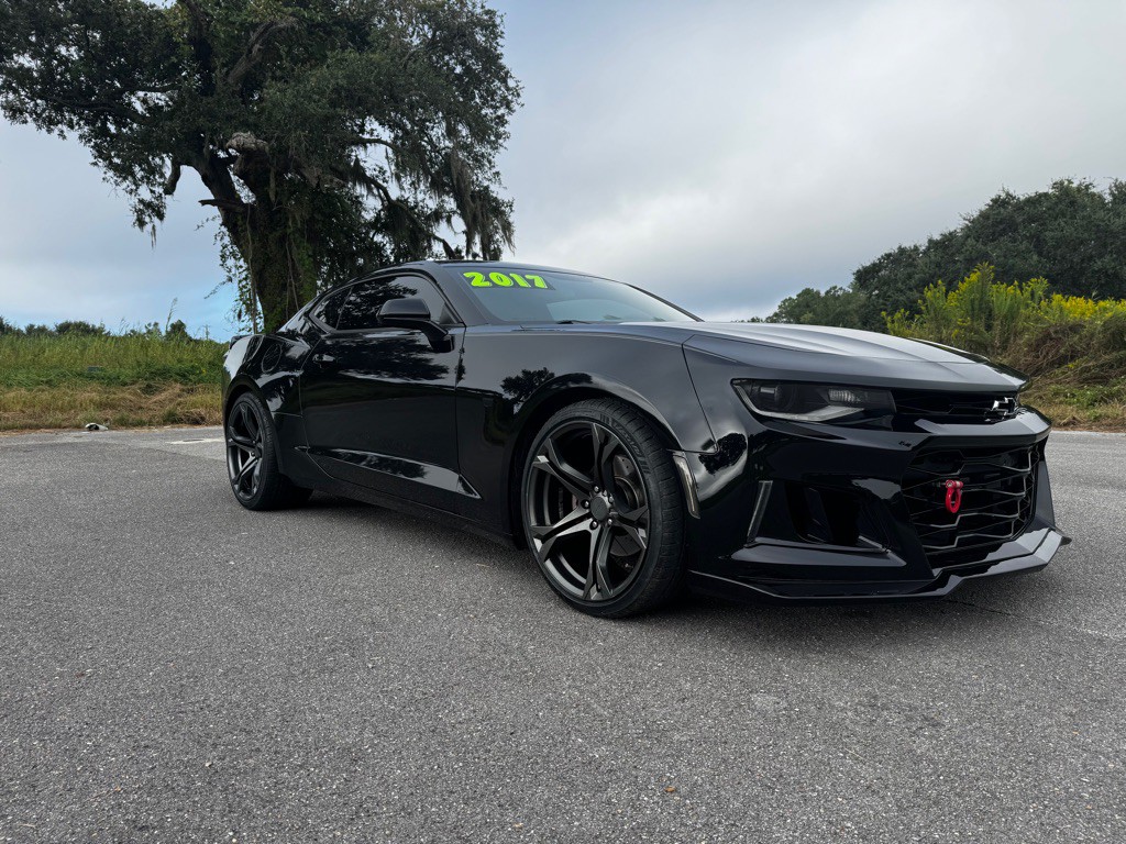 2017 Chevrolet Camaro Image 7