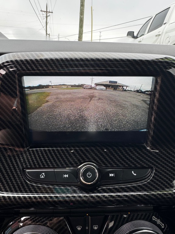 2017 Chevrolet Camaro Image 23