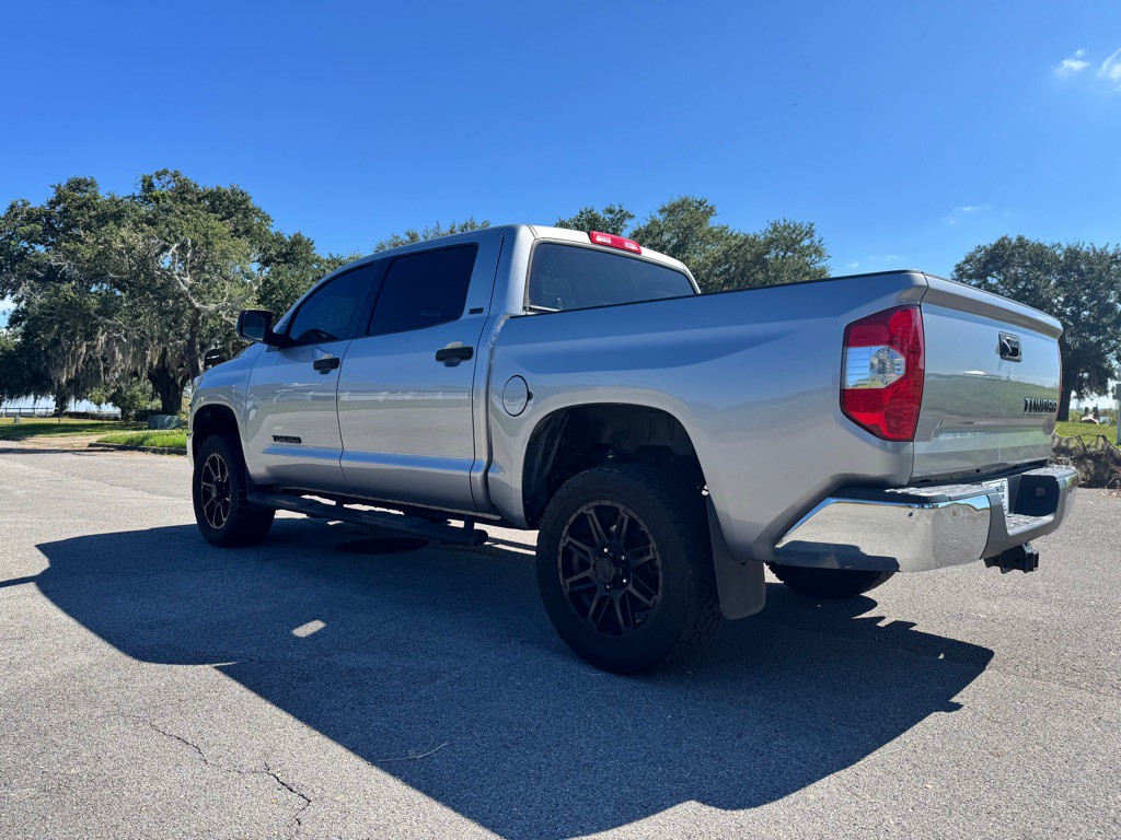 2018 Toyota Tundra Image 3