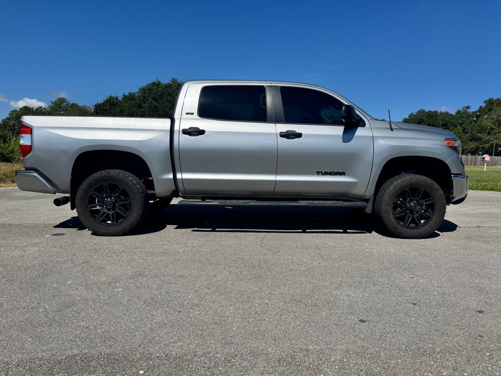 2018 Toyota Tundra Image 6