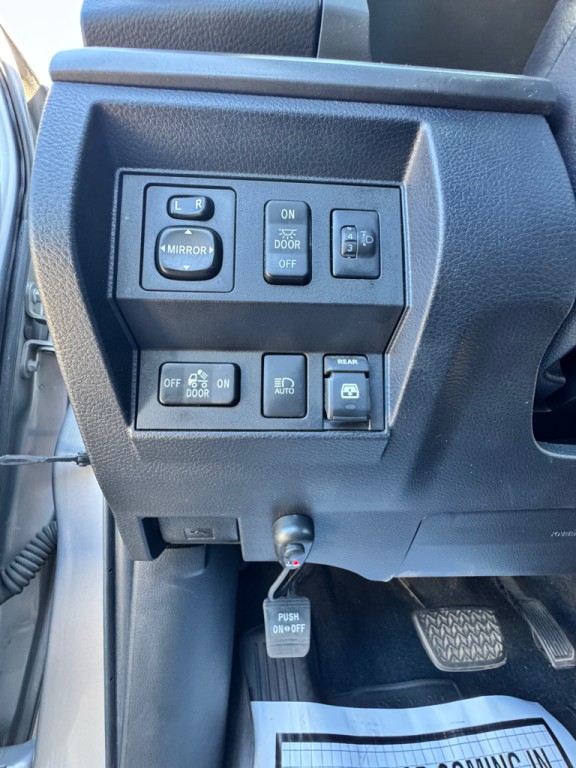 2018 Toyota Tundra Image 10