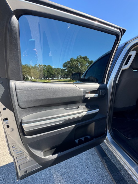2018 Toyota Tundra Image 12