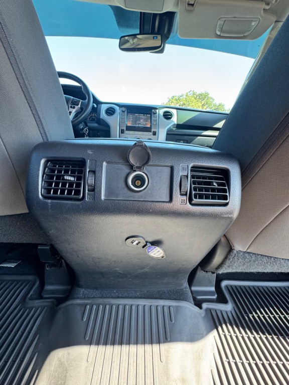 2018 Toyota Tundra Image 18