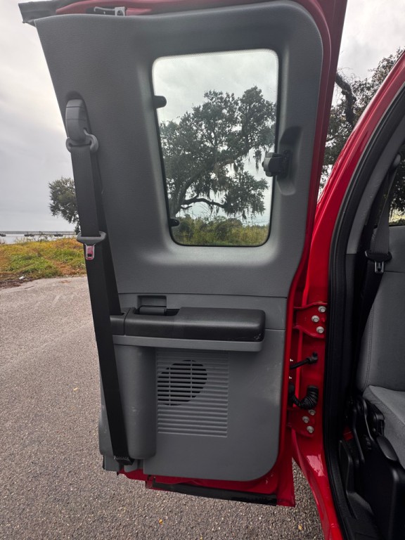 2015 Ford F-250 Image 16